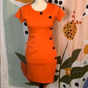 Decades dress size small